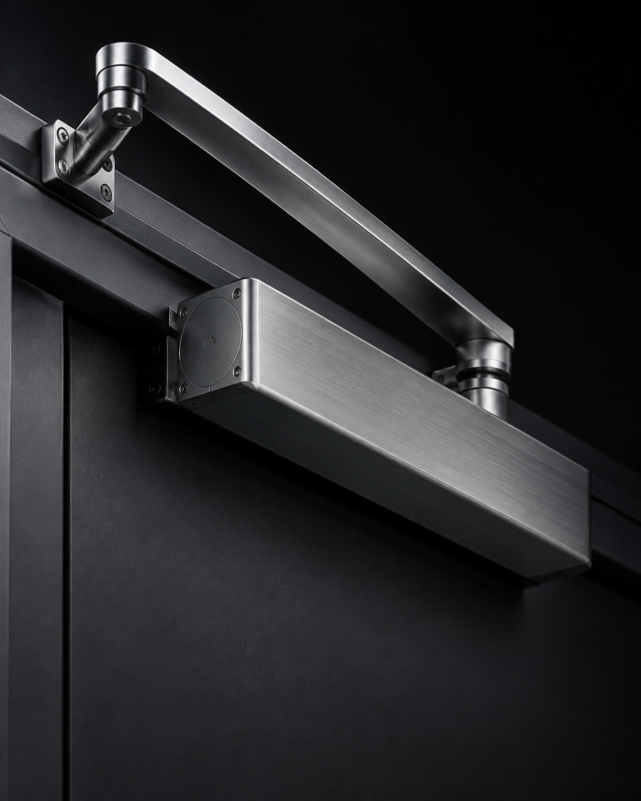 Overhead commercial door closer